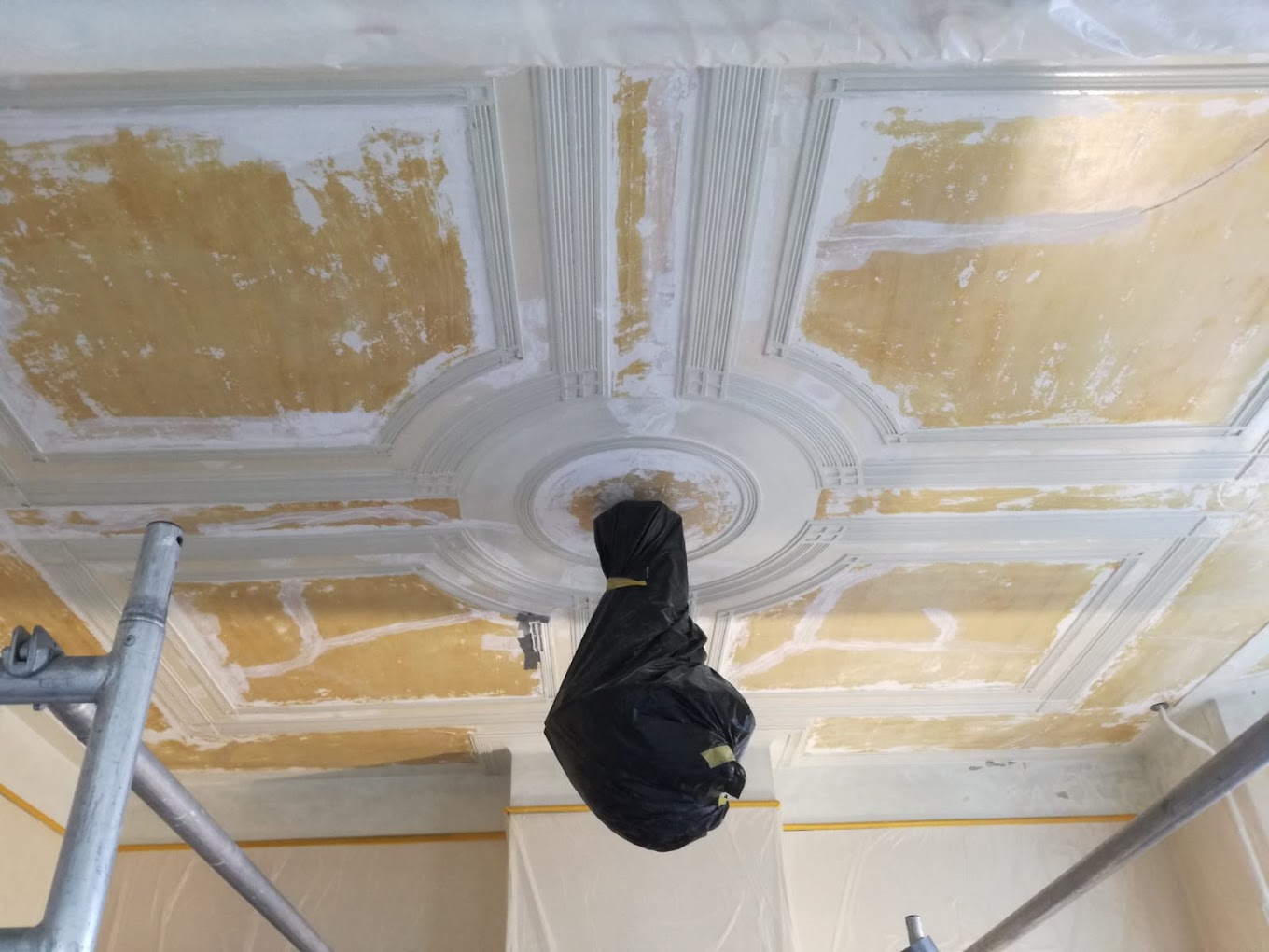 Oud plafond restaureren